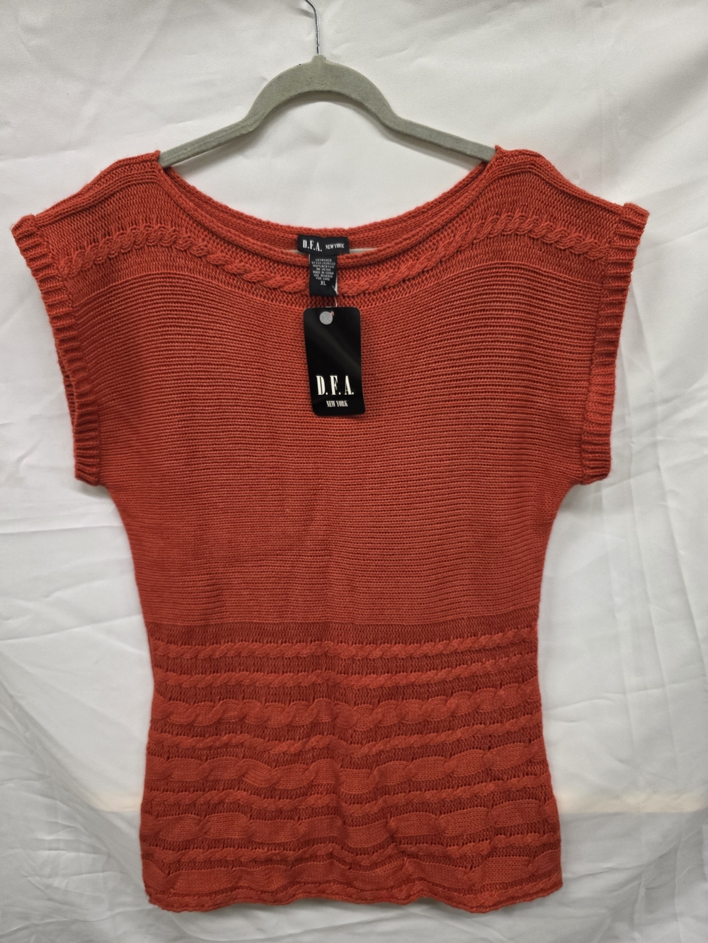 D.F.A. Knit Short Sleeve Top in Orange Size XL NWT